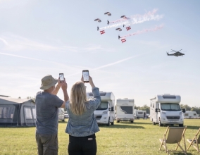 Airpower 2027 en Zeltweg: La guía completa de camping para el mayor espectáculo aéreo de Europa.