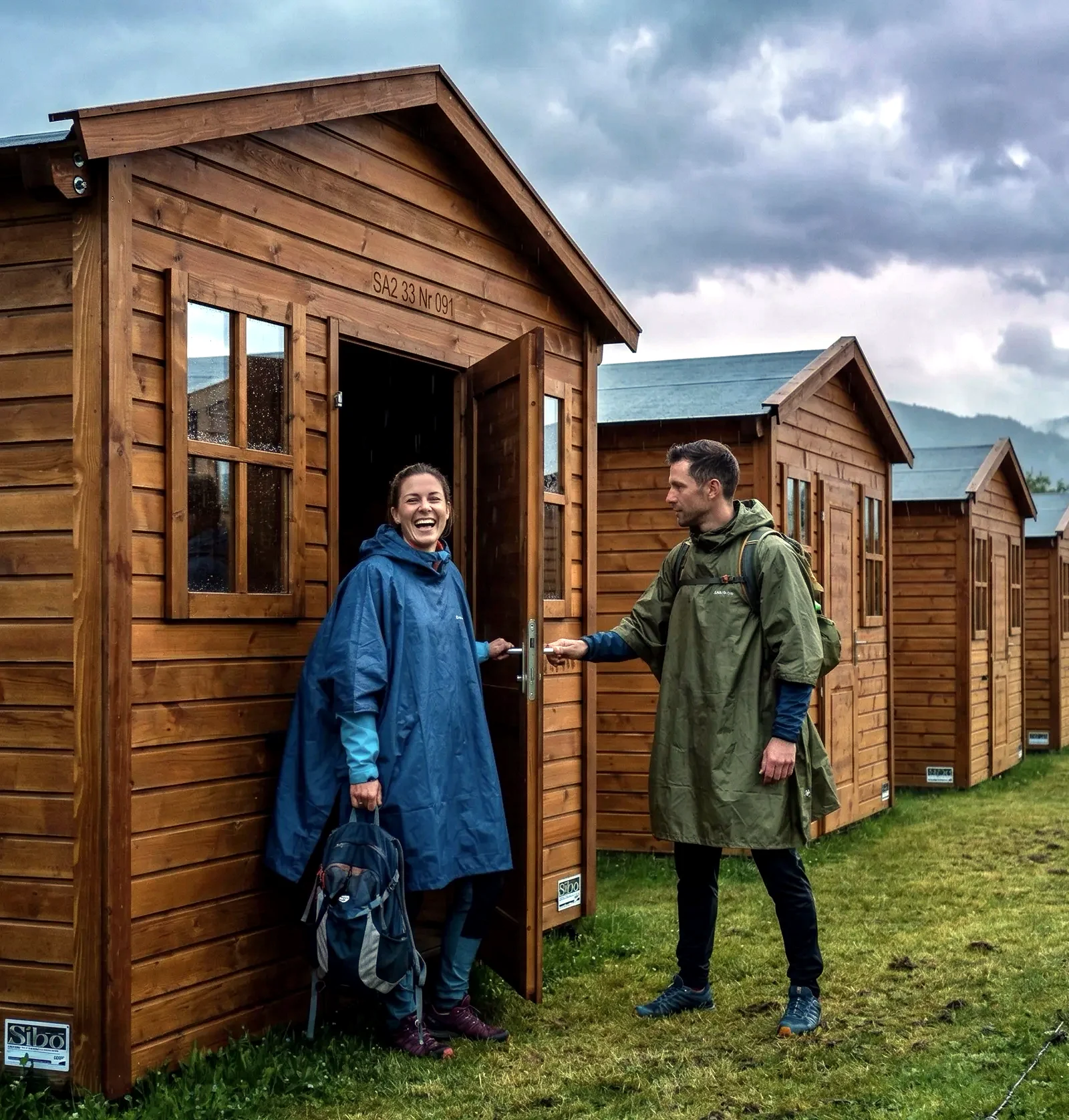 Glamping-Chalets aus Holz am Schitterhof Camping Weiss in Spielberg