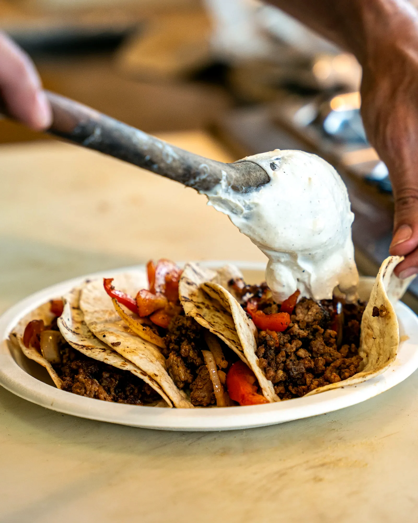Frische Tacos von Mamas Tacos am Campingplatz